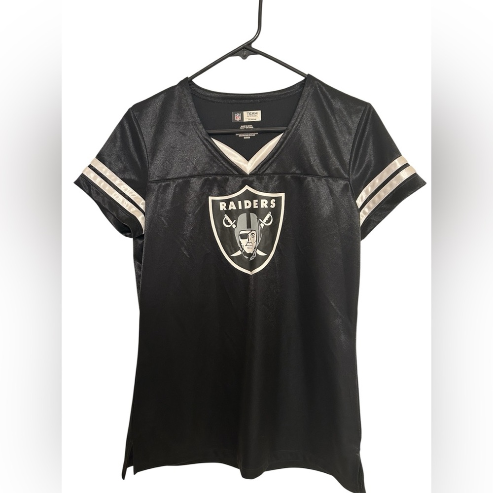 Las Vegas Raiders V-Neck Jersey Women’s Medium